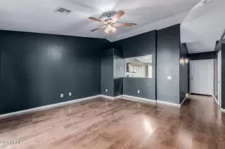 Photo #2: 6984328 Listing 