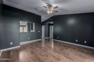 Photo #5: 6984328 Listing 