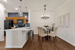 Photo #2: 6984352 Listing 