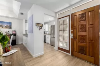 Photo #3: 6984353 Listing