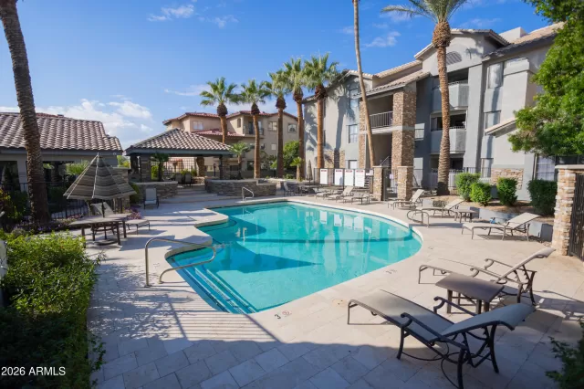 MLS: 6984382 Condo For Sale