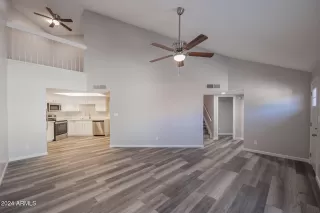 Photo #4: 6984441 Listing 