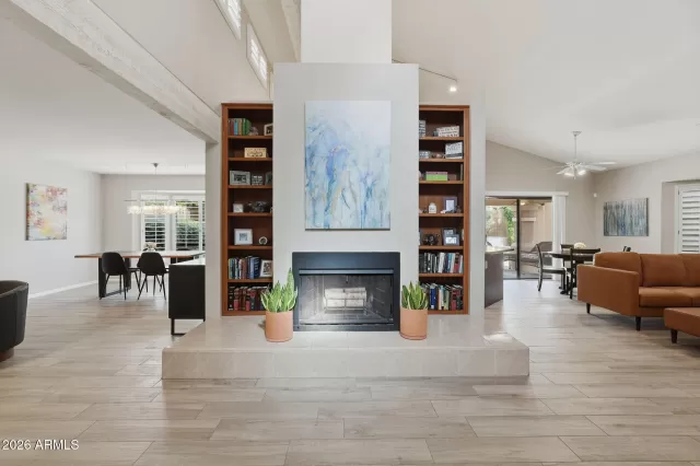 MLS: 6984485 Condo For Sale