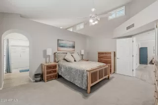 Photo #2: 6984485 Listing 