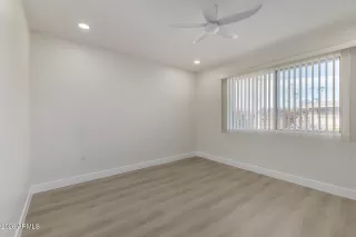 Photo #5: 6984489 Listing 