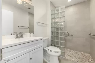 Photo #6: 6984489 Listing 