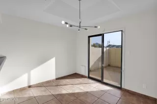 Photo #6: 6984505 Listing