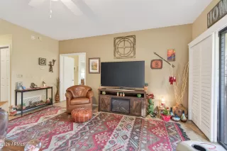 Photo #5: 6984507 Listing 