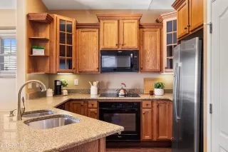 Photo #1: 6984627 Listing