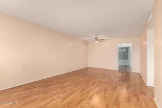 Photo #5: 6984664 Listing 