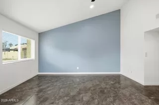 Photo #3: 6984666 Listing 