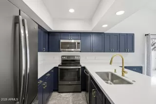 Photo #5: 6984666 Listing 