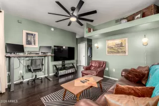 Photo #4: 6984693 Listing 