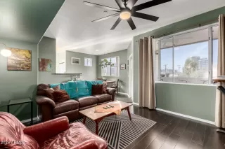 Photo #5: 6984693 Listing 