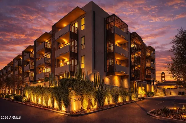 MLS: 6984797 Condo For Sale