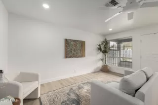 Photo #3: 6984816 Listing 