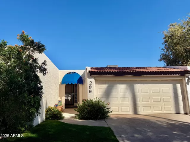 MLS: 6984898 Condo For Sale