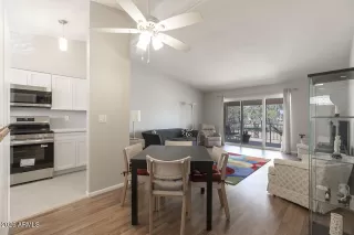 Photo #2: 6984958 Listing 