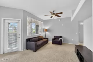 Photo #2: 6984994 Listing