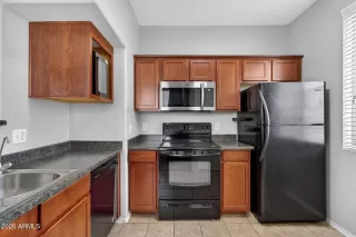 Photo #6: 6984994 Listing