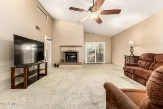 Photo #4: 6985017 Listing 