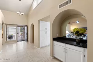 Photo #5: 6985143 Listing