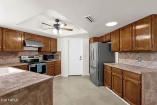 Photo #6: 6985153 Listing 