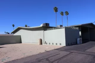 Photo #2: 6985225 Listing 