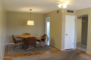 Photo #4: 6985225 Listing 