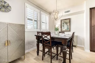 Photo #5: 6985240 Listing 