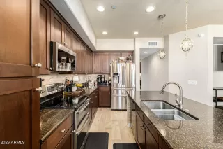 Photo #6: 6985240 Listing 