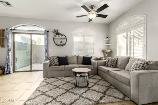 Photo #4: 6985278 Listing 