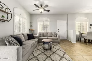 Photo #6: 6985278 Listing 