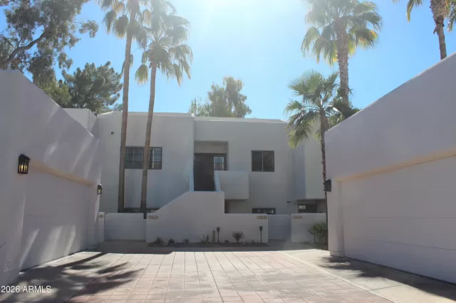 MLS: 6985300 Condo For Sale