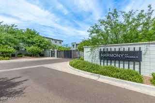 Photo #2: 6985387 Listing