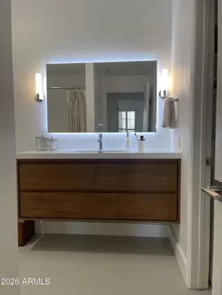 Photo #5: 6985479 Listing