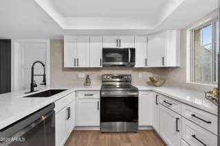 Photo #2: 6985533 Listing 