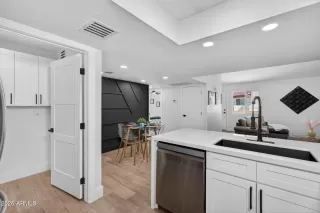 Photo #3: 6985533 Listing 