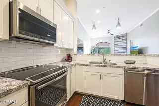 Photo #1: 6985598 Listing 