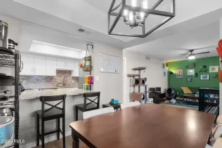 Photo #4: 6985599 Listing 