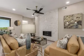 Photo #4: 6985614 Listing 