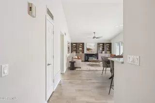 Photo #2: 6985751 Listing 