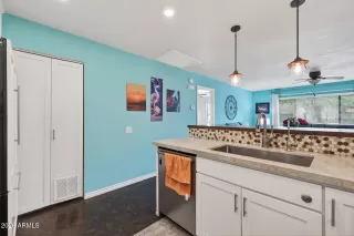 Photo #6: 6985769 Listing 