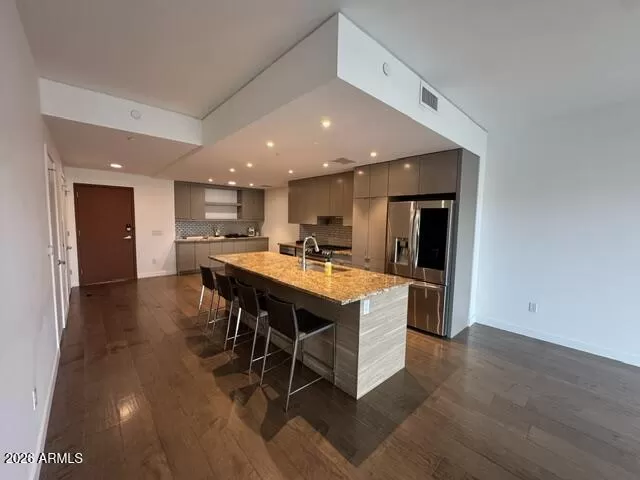 MLS: 6985780 Condo For Sale