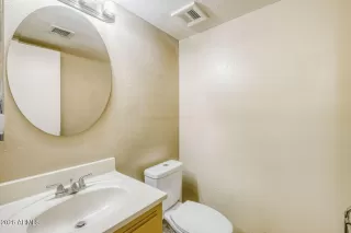 Photo #5: 6985824 Listing 