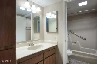 Photo #4: 6985868 Listing 