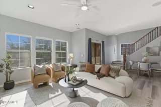 Photo #2: 6985931 Listing 