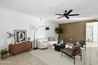 Photo #2: 6985956 Listing 