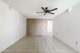 Photo #4: 6985956 Listing 