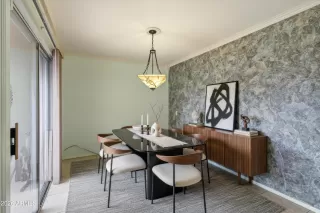 Photo #6: 6985956 Listing 